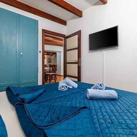 Bobbys * セルツェ